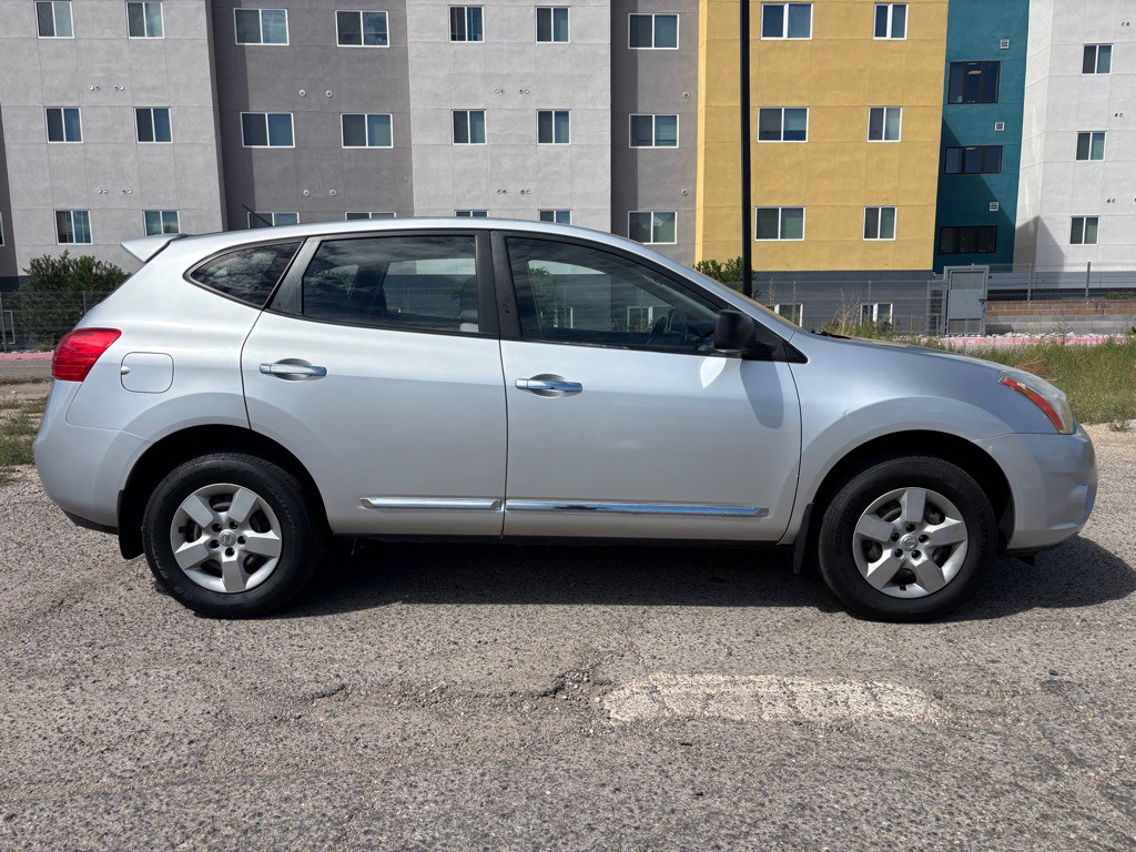 2012 Nissan Rogue Image 2