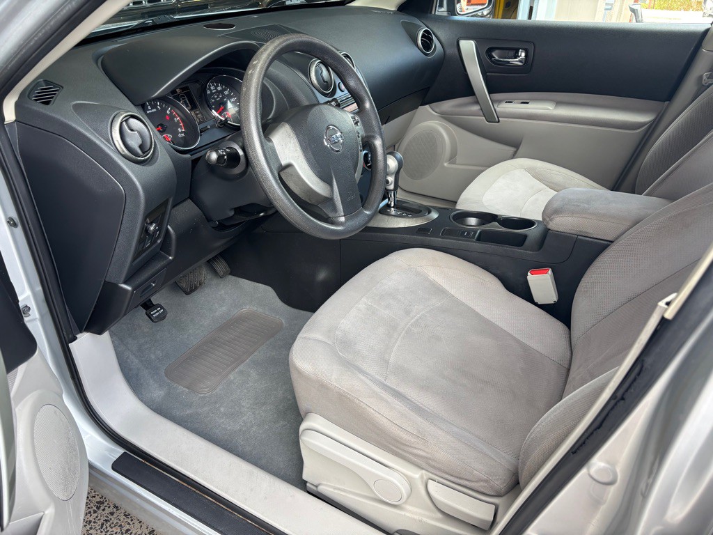 2012 Nissan Rogue Image 9