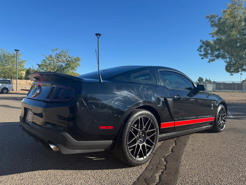 2011 Ford Mustang Image 3