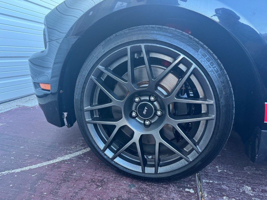 2011 Ford Mustang Image 17