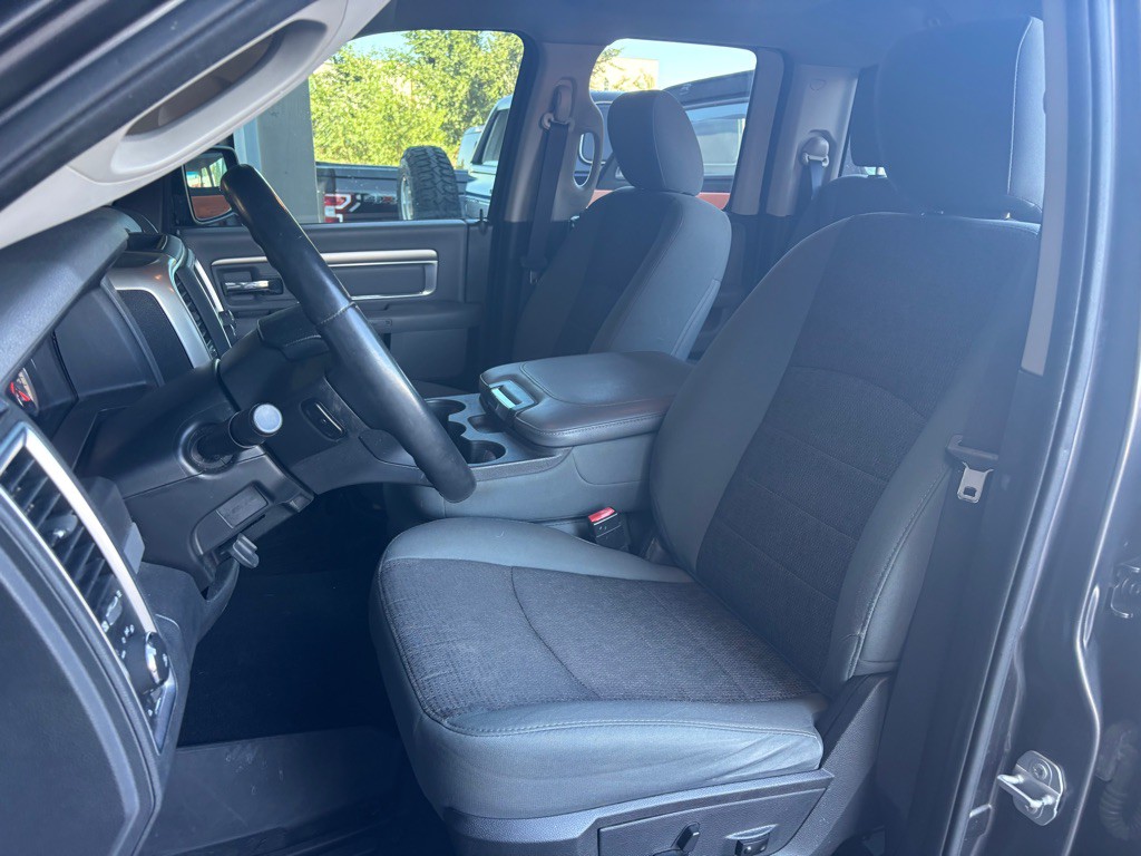 2016 RAM 1500 Image 10