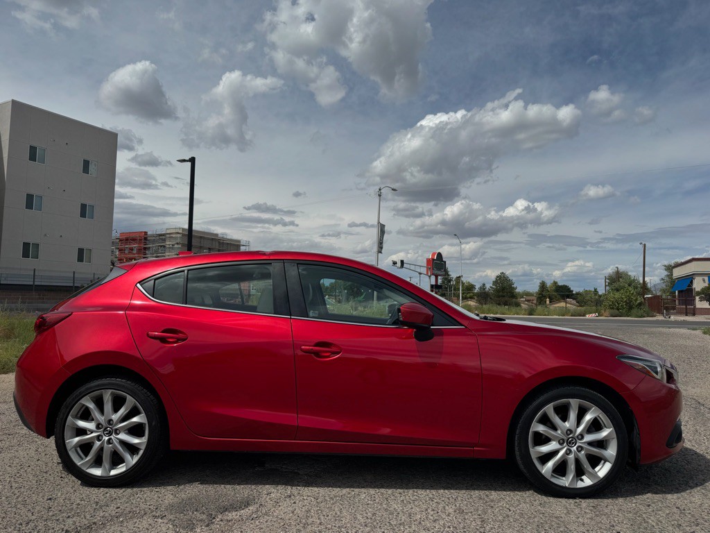 2014 Mazda Mazda3 Image 2