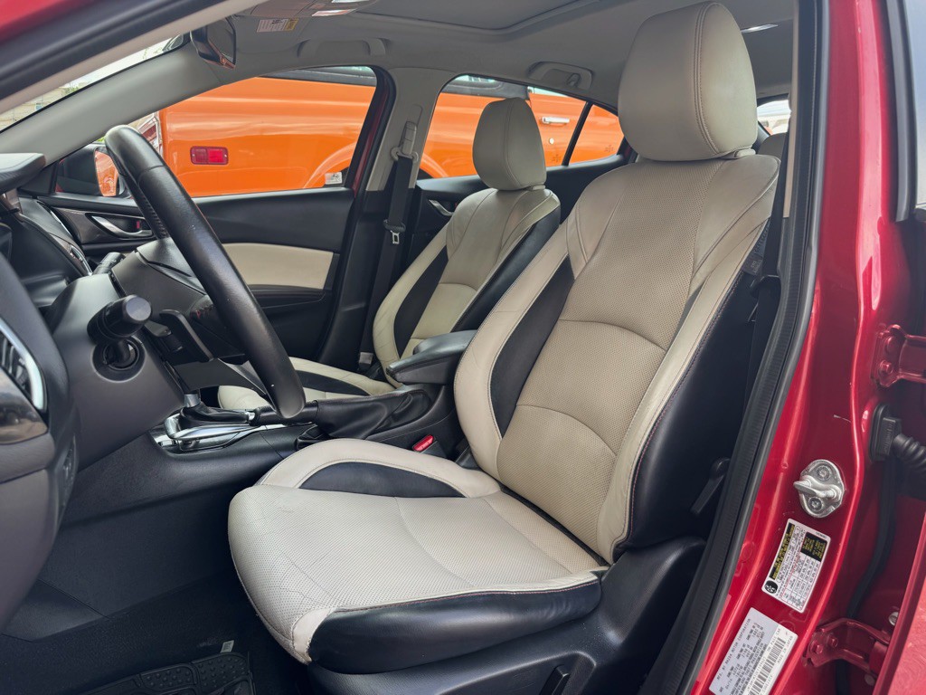 2014 Mazda Mazda3 Image 10