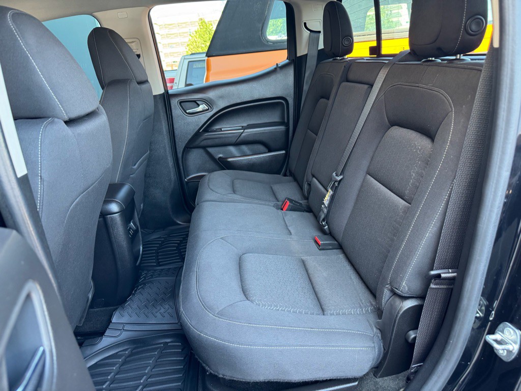 2016 GMC Canyon Image 11
