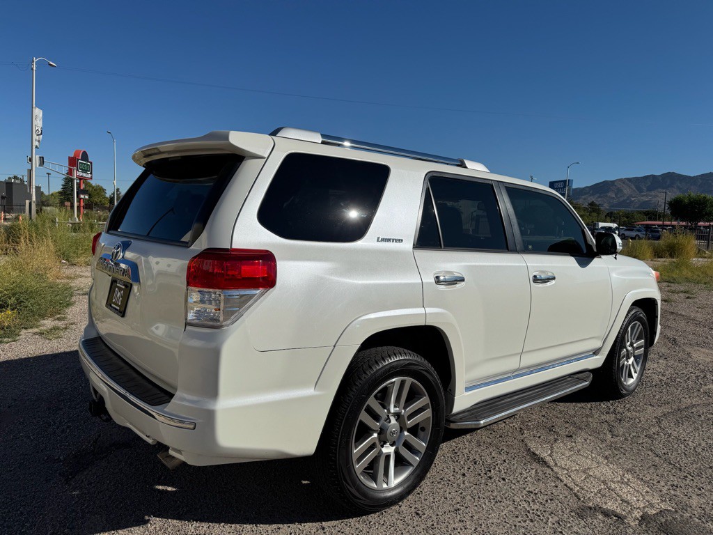2013 Toyota 4Runner Image 3