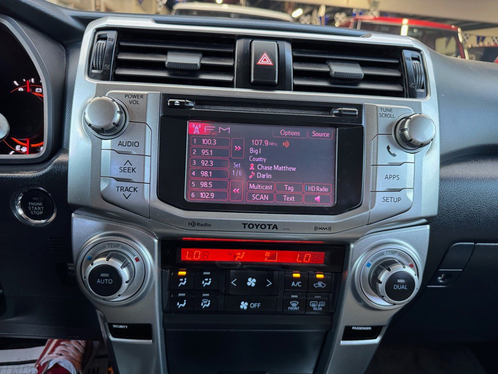 2013 Toyota 4Runner Image 14