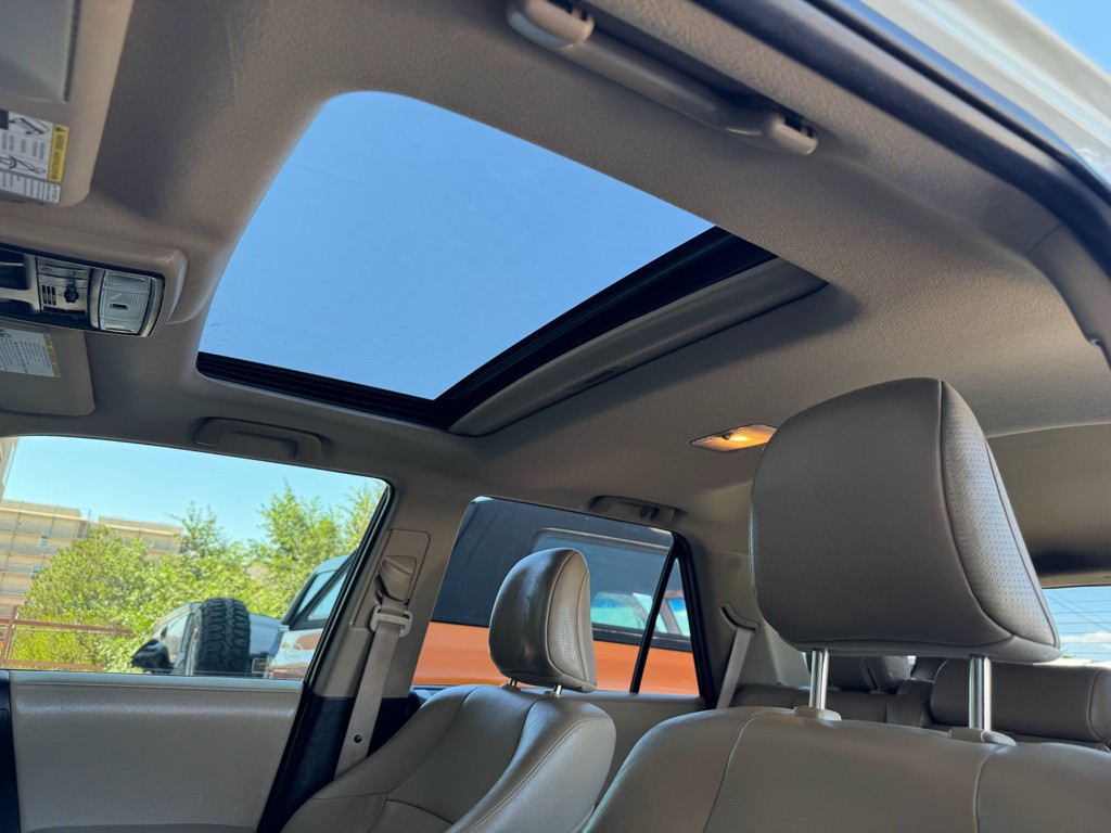 2013 Toyota 4Runner Image 19
