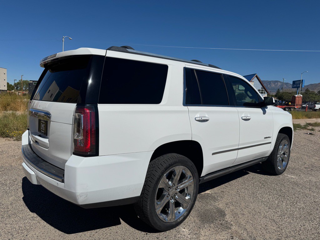 2017 GMC Yukon Image 3