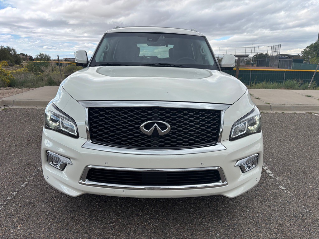 2017 INFINITI QX80 Image 4