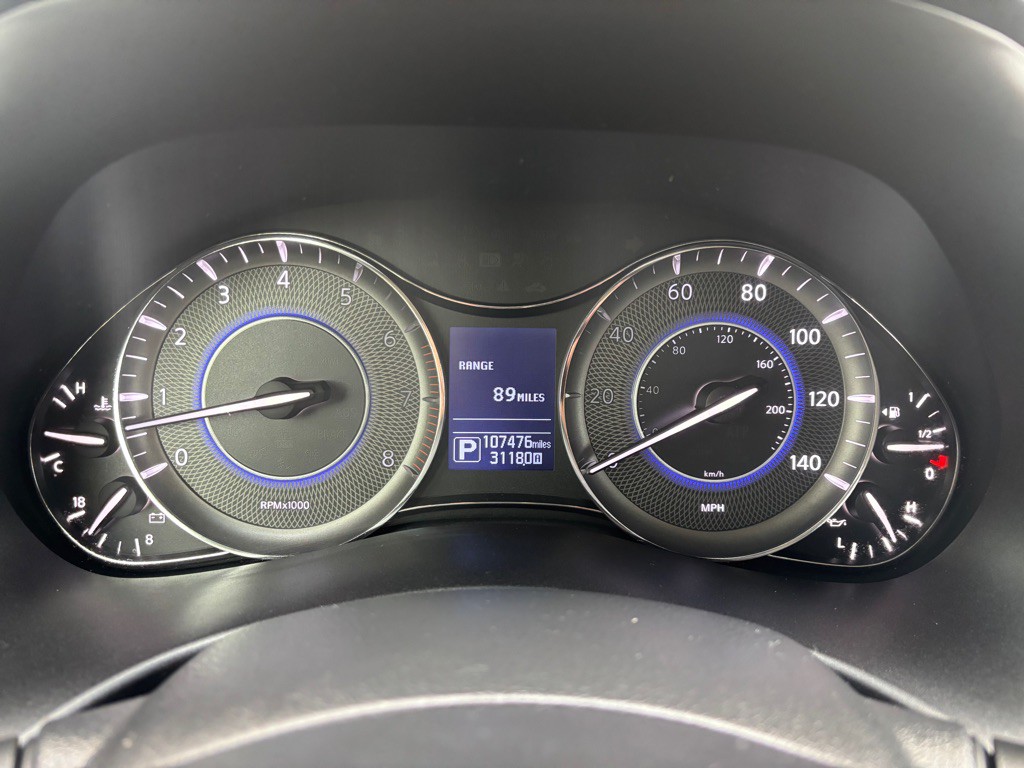 2017 INFINITI QX80 Image 15