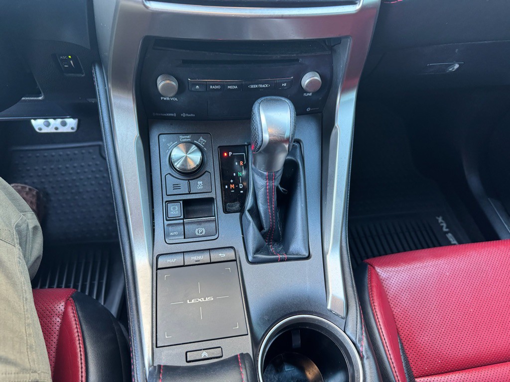 2018 Lexus NX Image 17