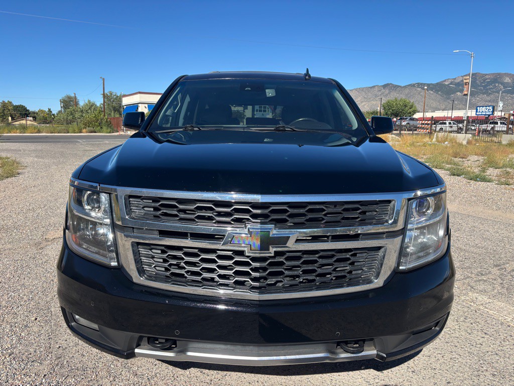 2017 Chevrolet Tahoe Image 4