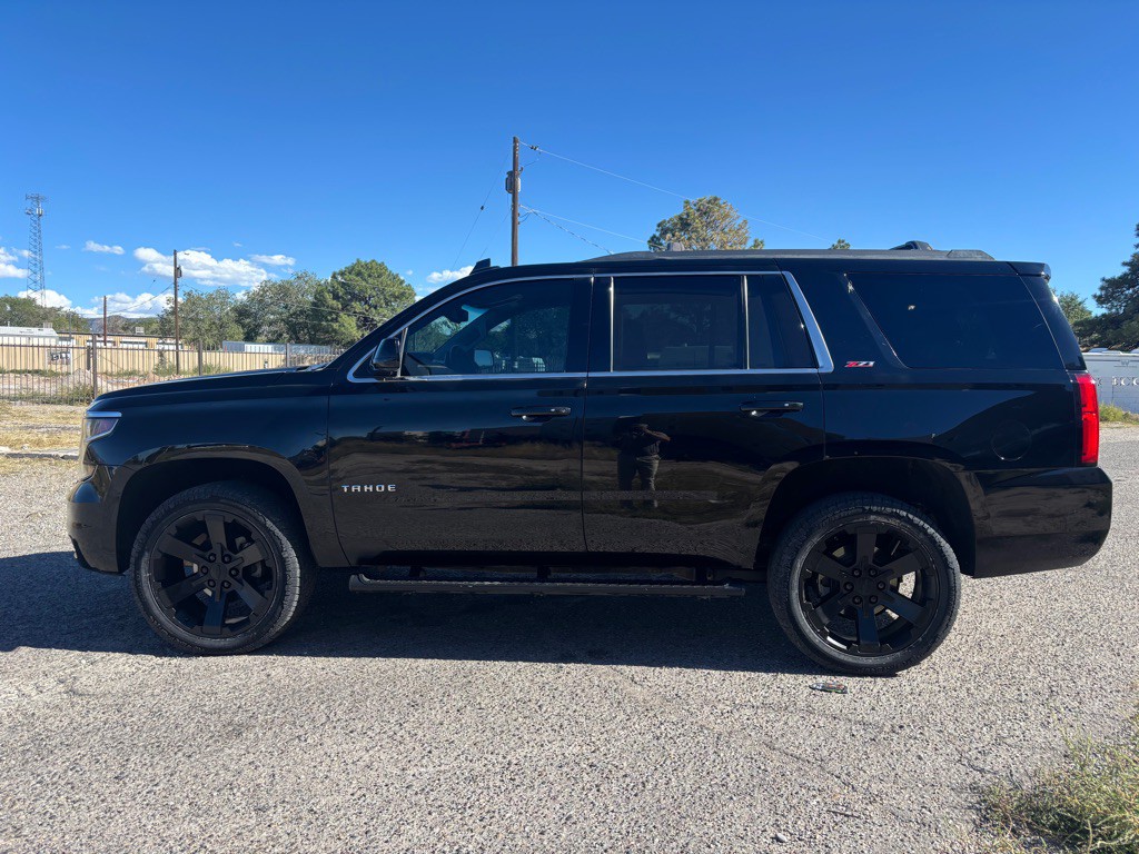 2017 Chevrolet Tahoe Image 6