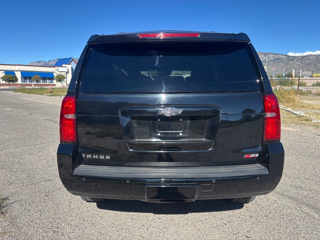 2017 Chevrolet Tahoe Image 8