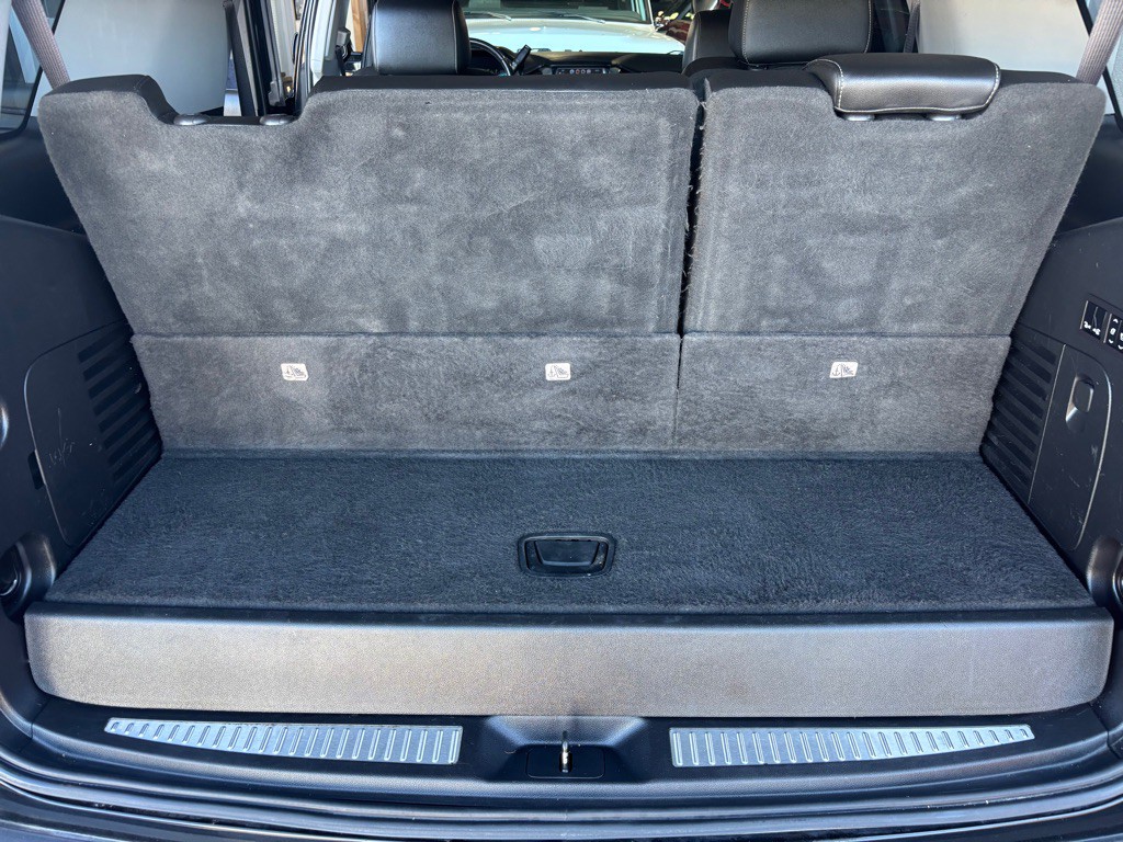 2017 Chevrolet Tahoe Image 13