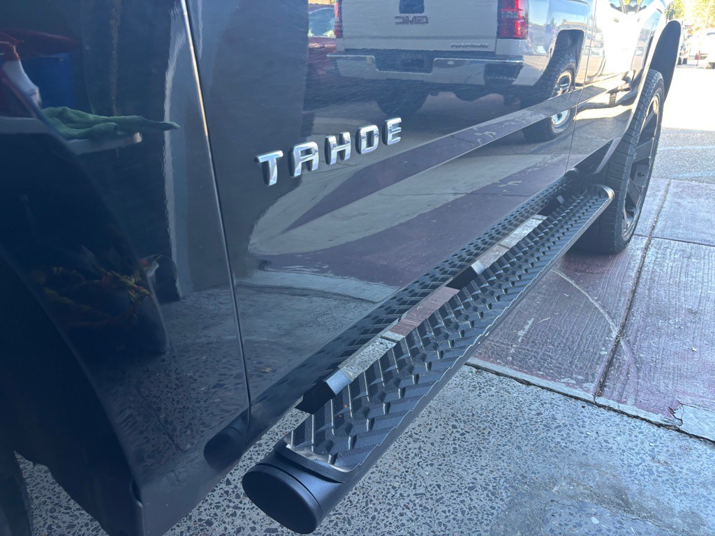 2017 Chevrolet Tahoe Image 20