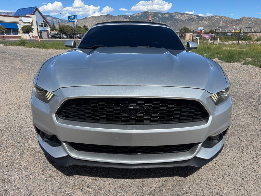 2017 Ford Mustang Image 4