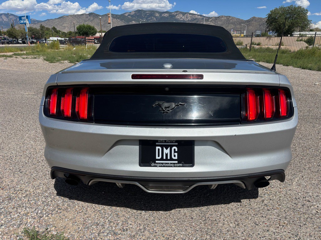 2017 Ford Mustang Image 8