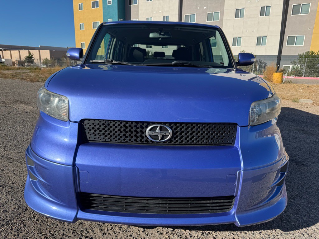 2010 Scion xB Image 4