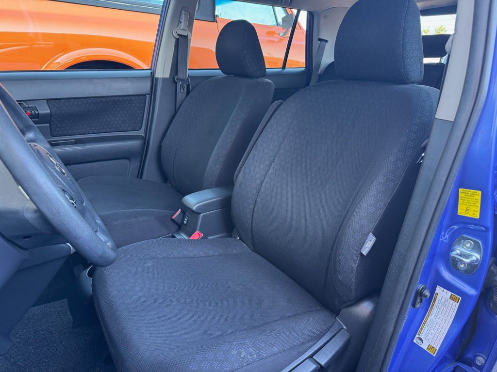 2010 Scion xB Image 10