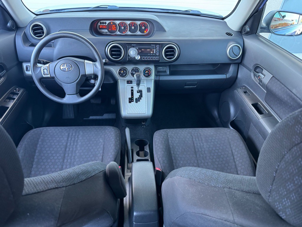 2010 Scion xB Image 15