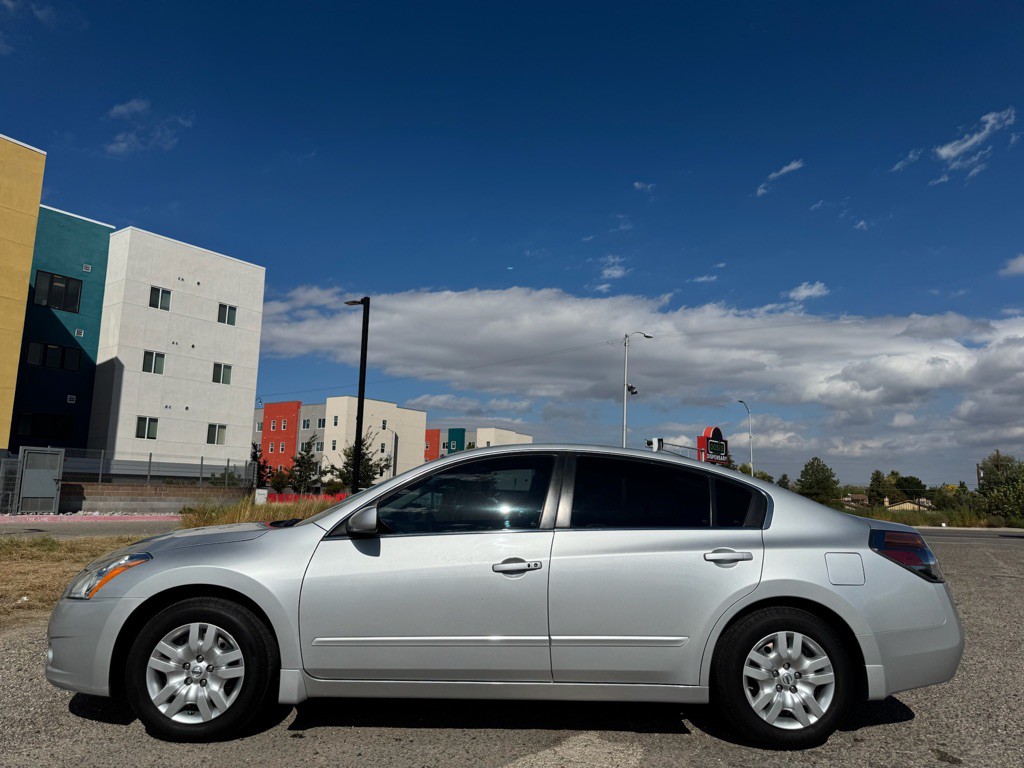 2012 Nissan Altima Image 6