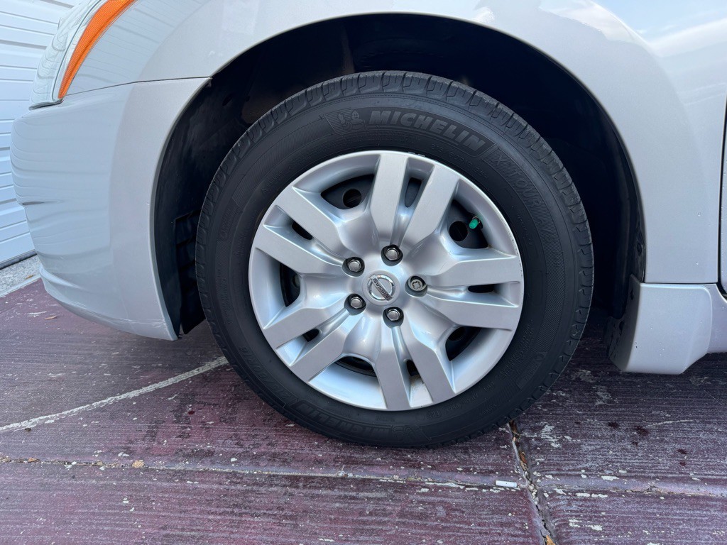 2012 Nissan Altima Image 16