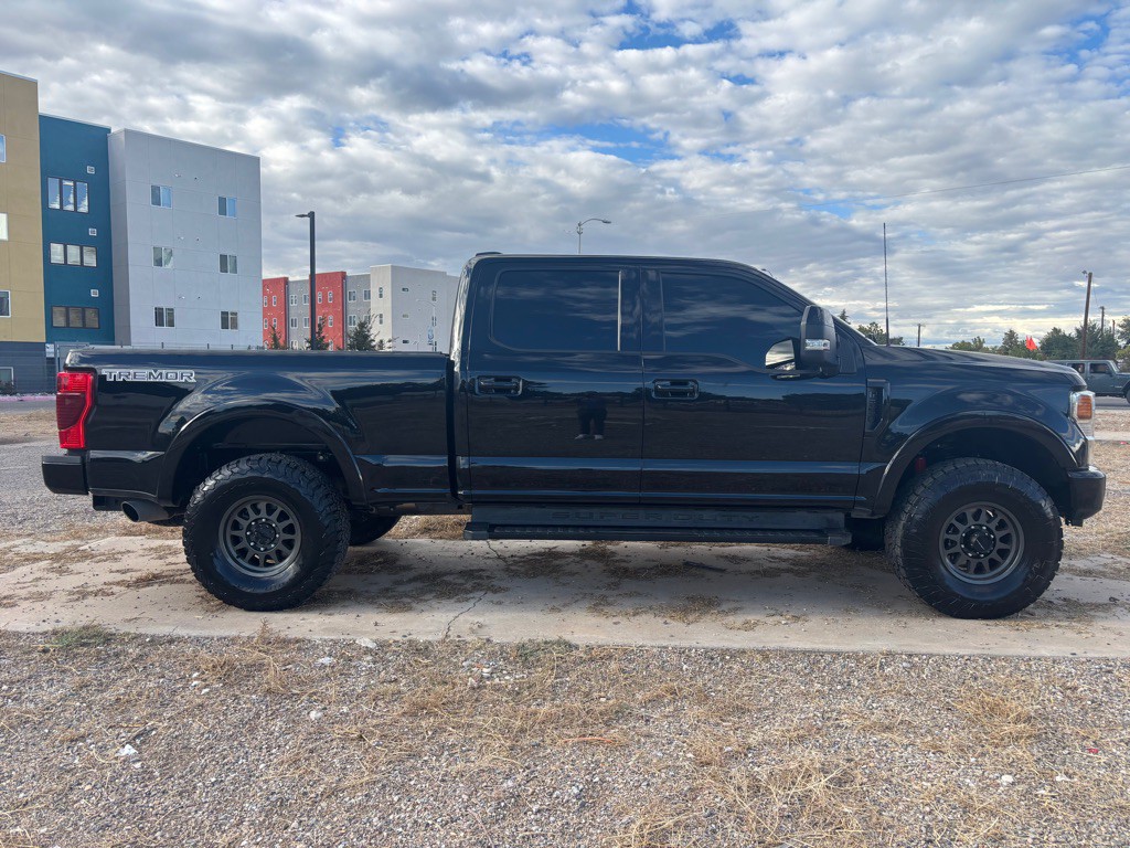 2022 Ford F-250 Image 2