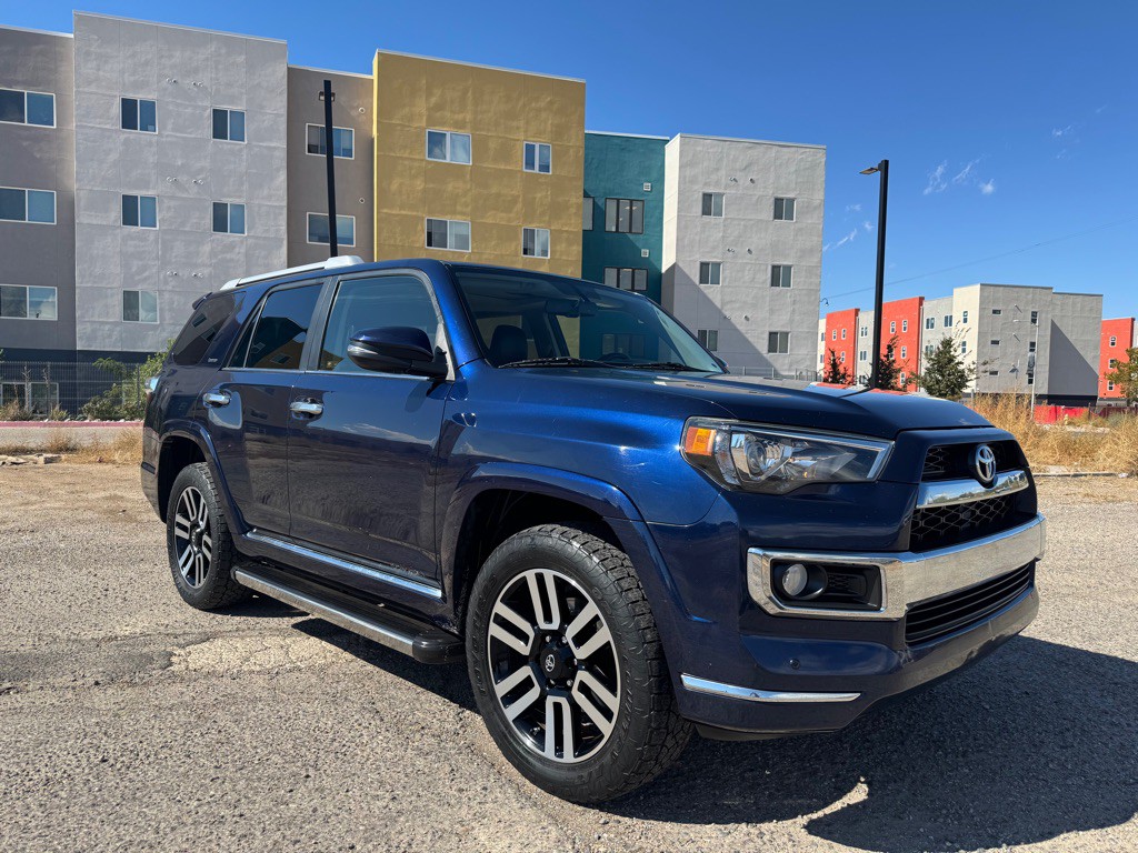 2017 Toyota 4Runner Image 1