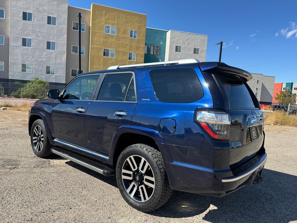 2017 Toyota 4Runner Image 5