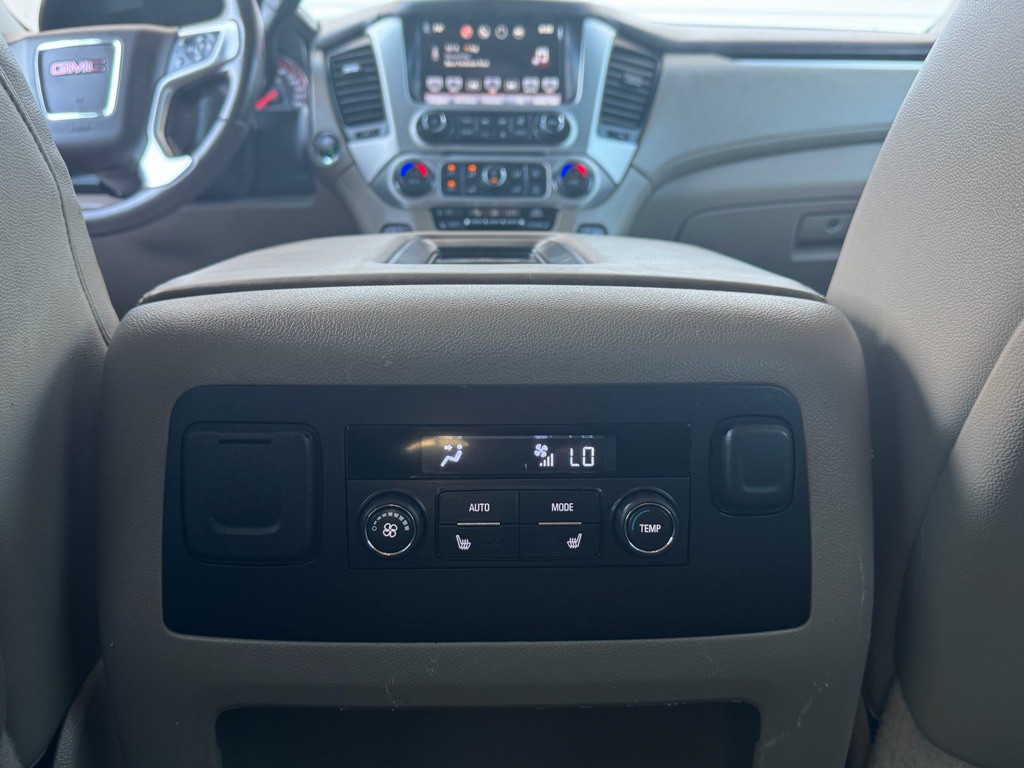 2016 GMC Yukon Image 16