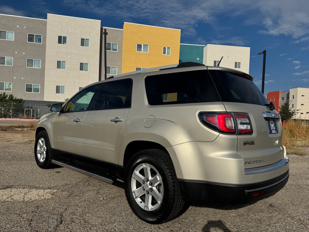 2016 GMC Acadia Image 7