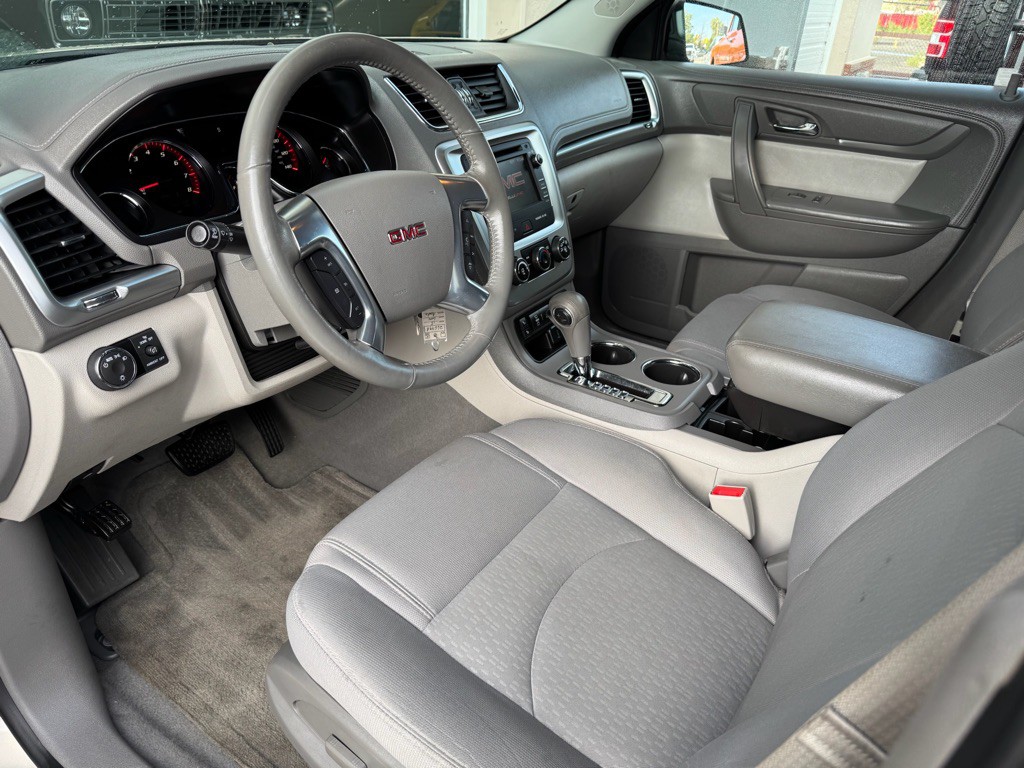 2016 GMC Acadia Image 9
