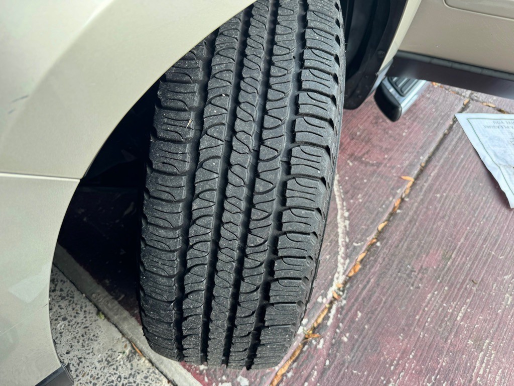 2016 GMC Acadia Image 19