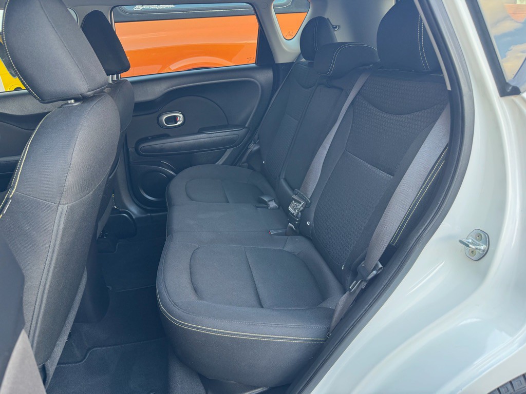 2016 Kia Soul Image 11