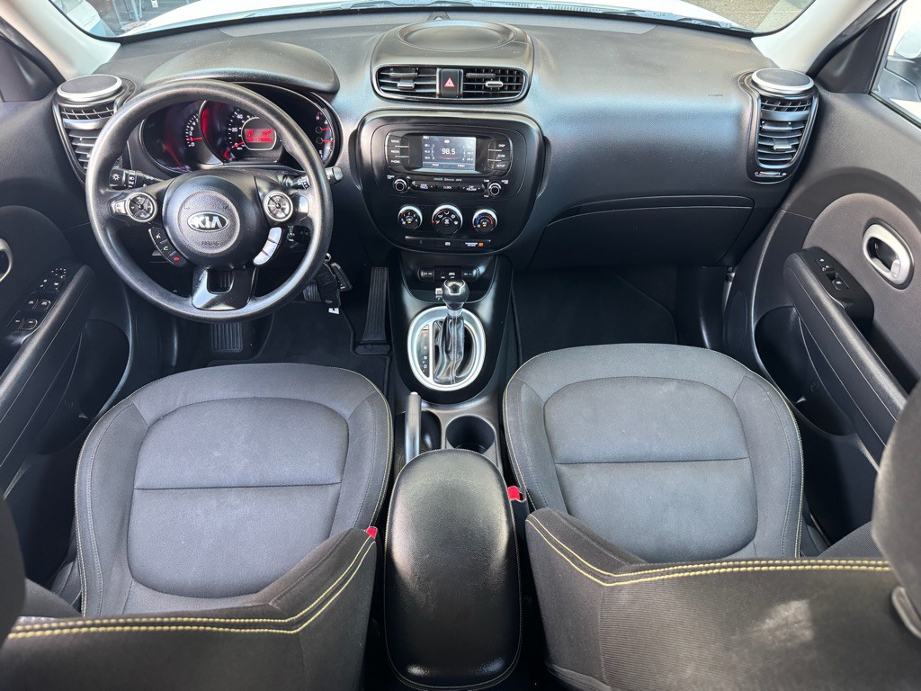2016 Kia Soul Image 15