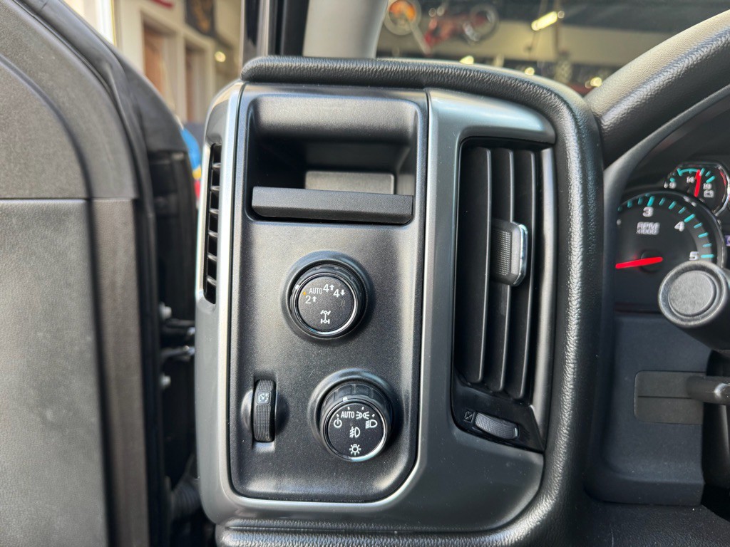 2017 Chevrolet Silverado 1500 Image 15