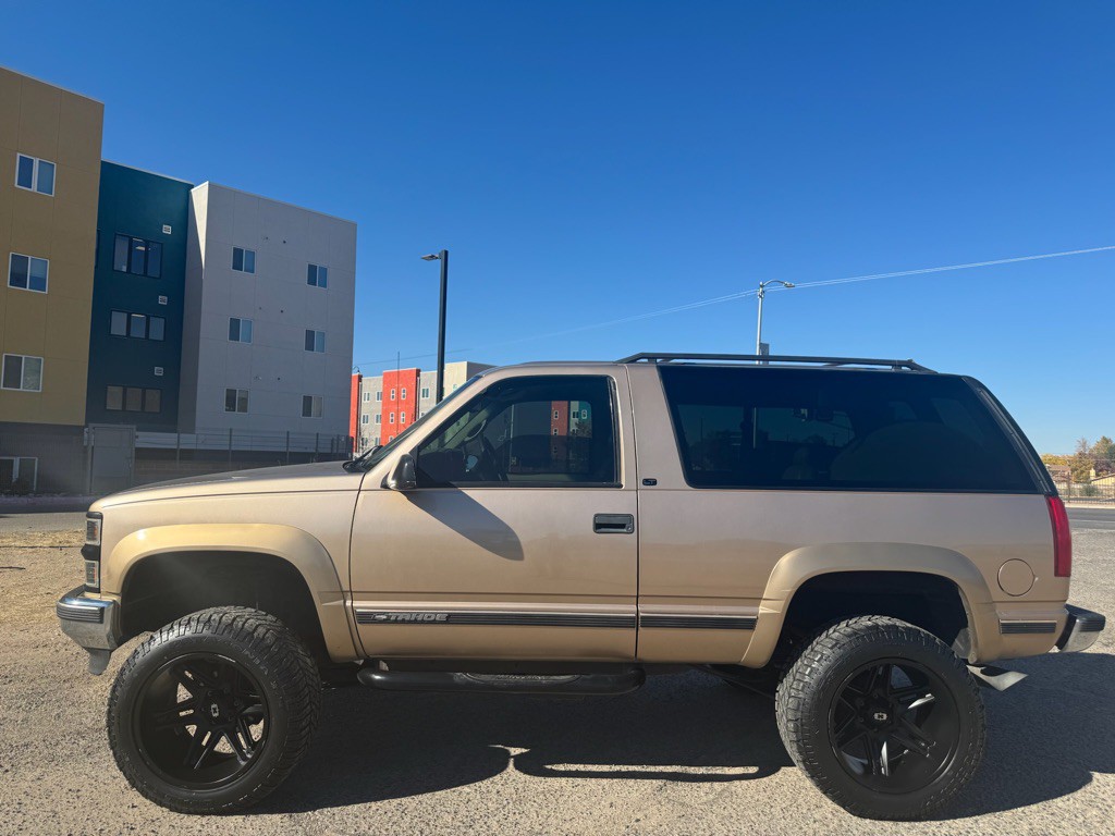 1999 Chevrolet Tahoe Image 6