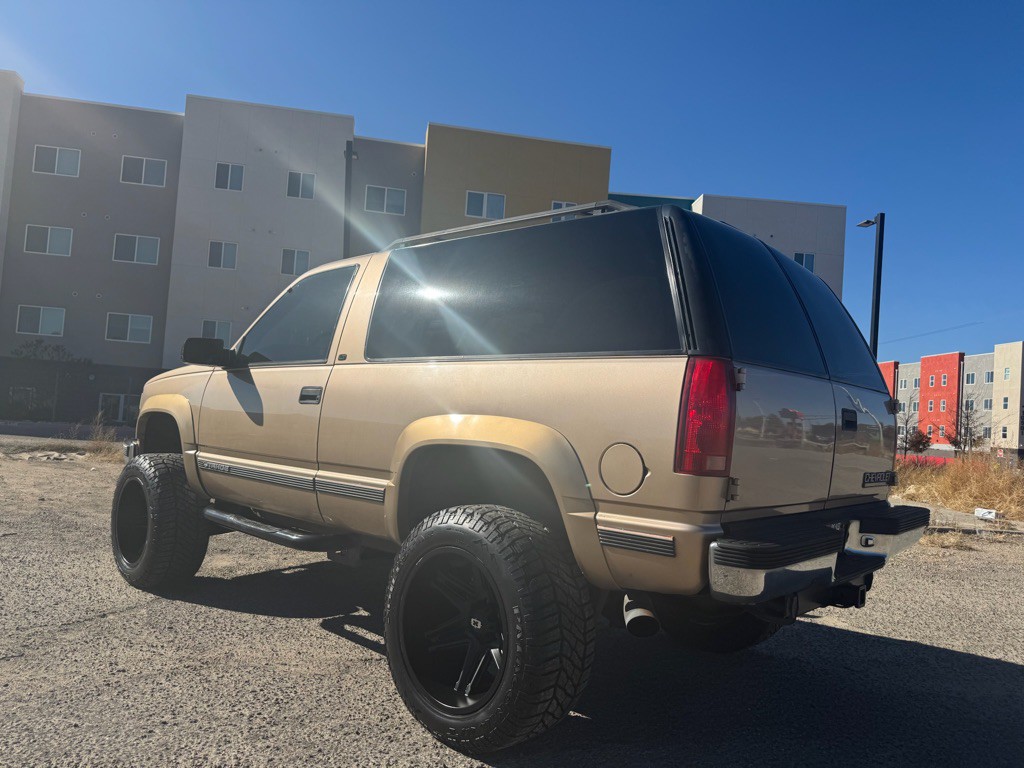 1999 Chevrolet Tahoe Image 7