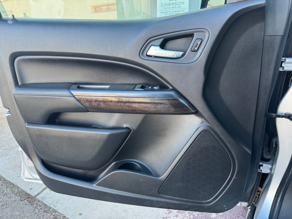 2016 GMC Canyon Image 16