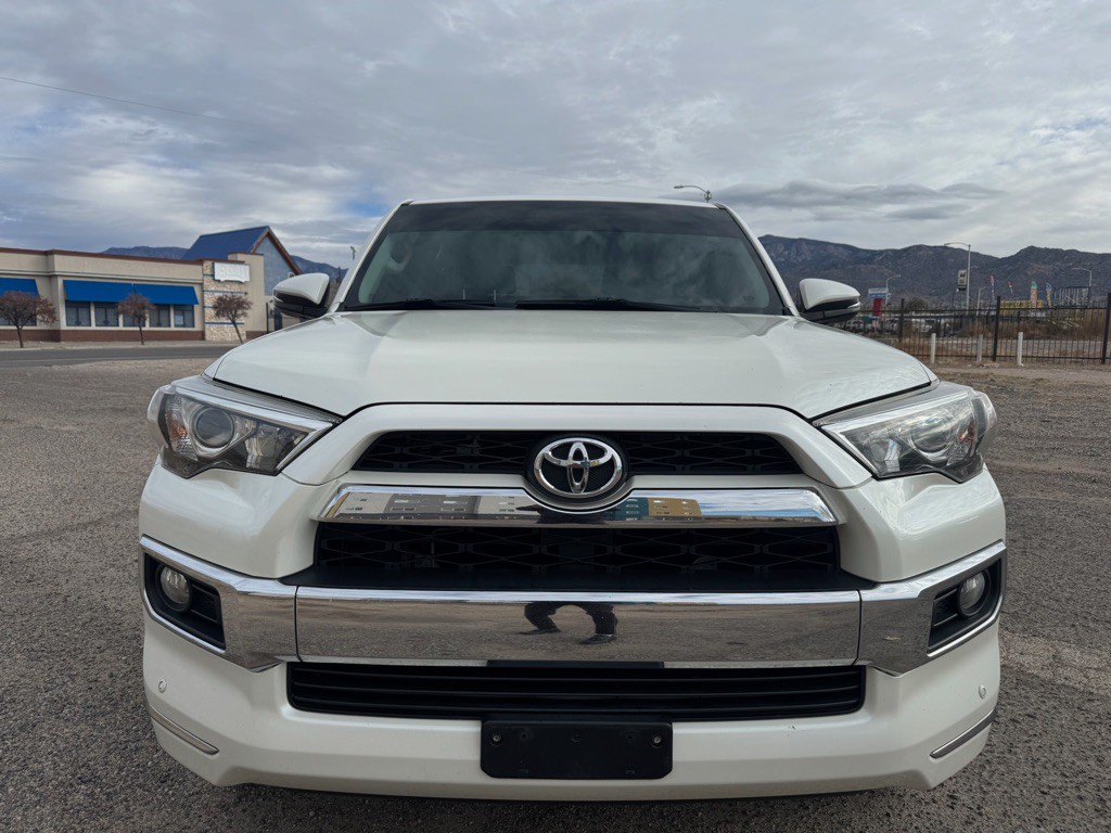 2017 Toyota 4Runner Image 4