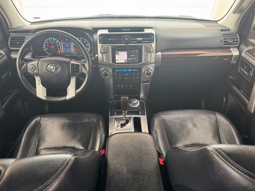 2017 Toyota 4Runner Image 16