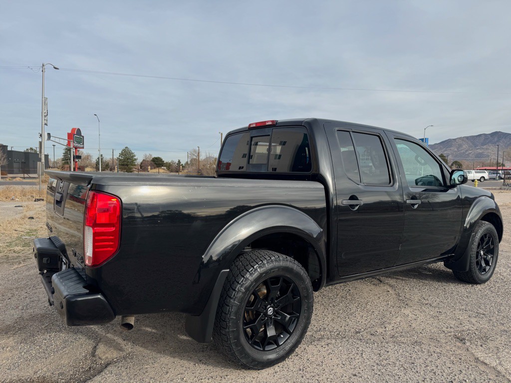 2018 Nissan Frontier Image 3