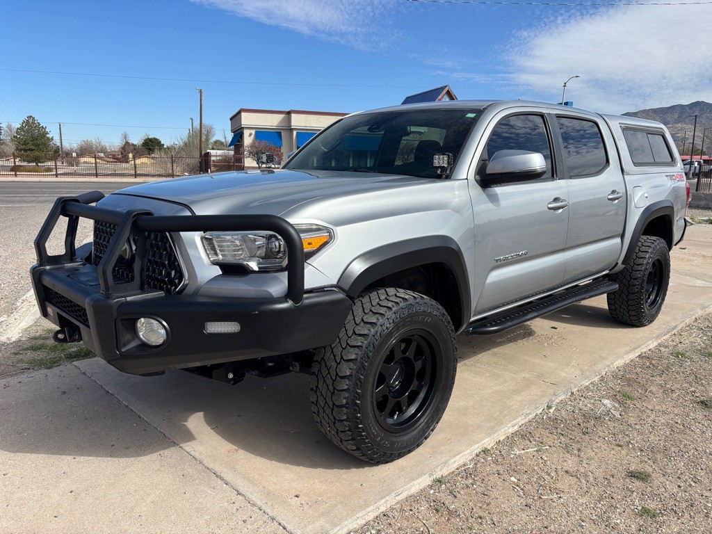 2018 Toyota Tacoma Image 5