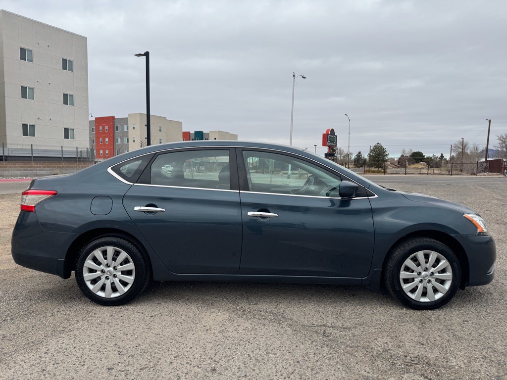 2014 Nissan Sentra Image 2