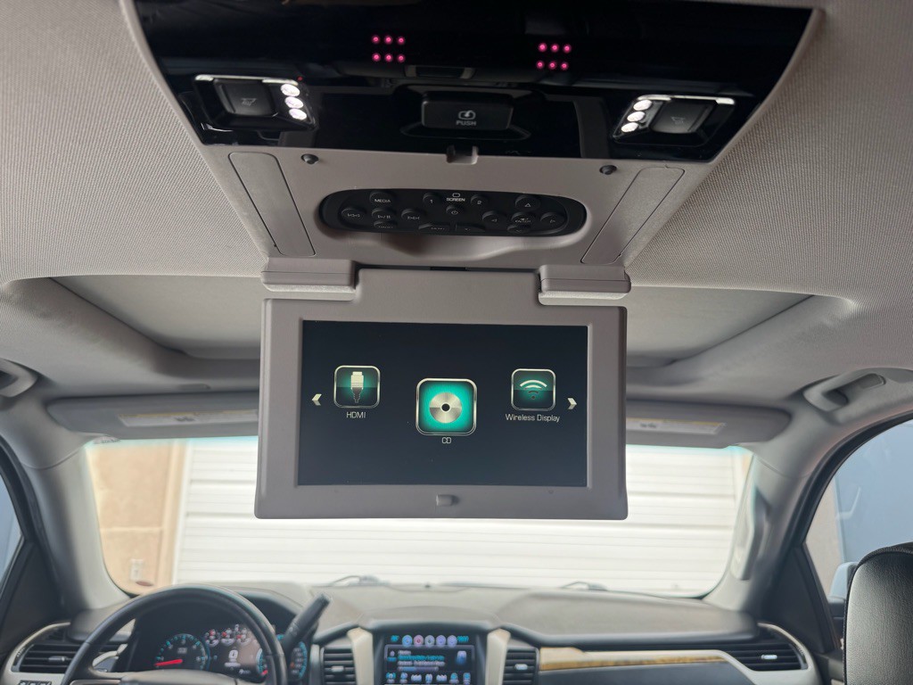 2017 GMC Yukon Image 17