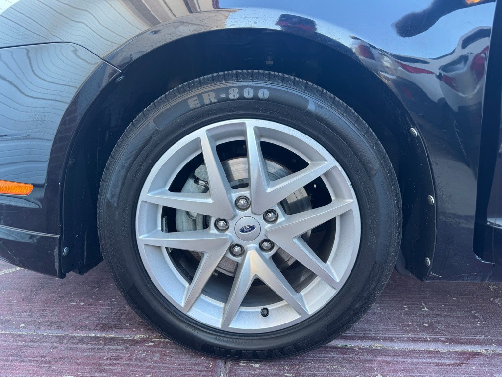 2012 Ford Fusion Image 16