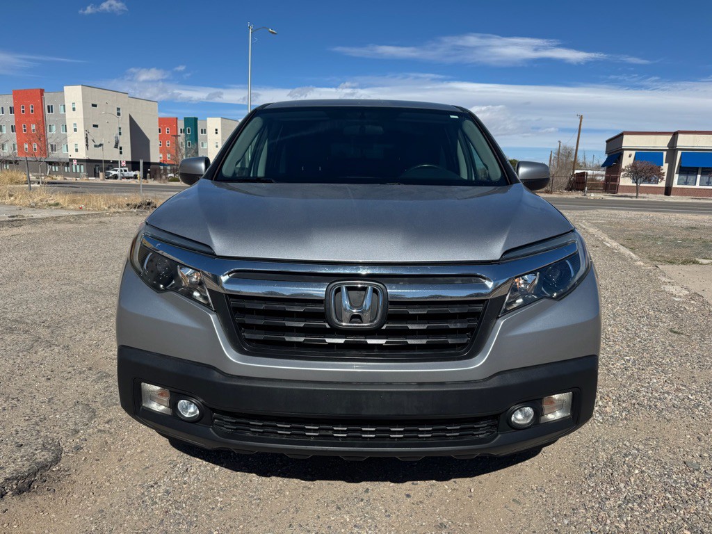 2017 Honda Ridgeline Image 4