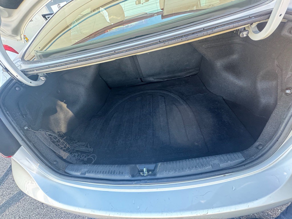 2016 Hyundai Elantra Image 12