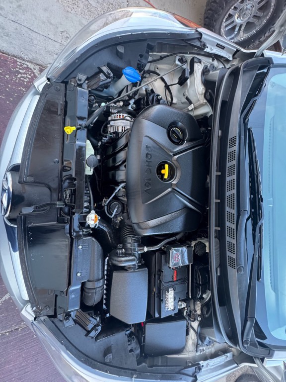 2016 Hyundai Elantra Image 21